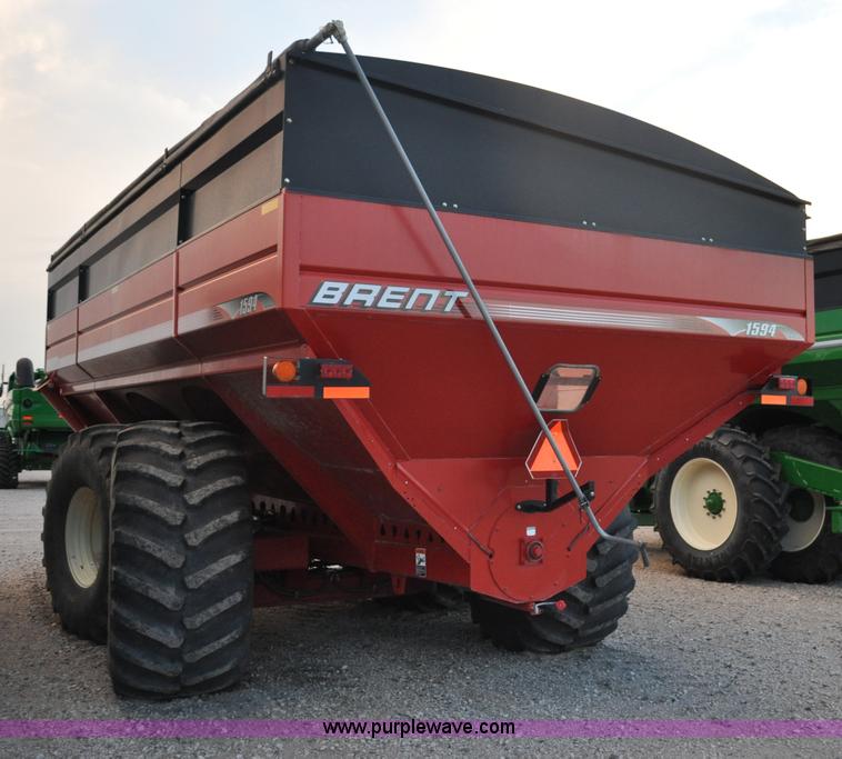 image for item G6132 2008 Brent 1594 grain cart
