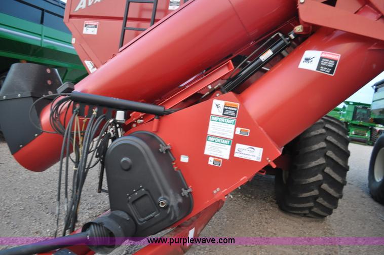 image for item G6132 2008 Brent 1594 grain cart