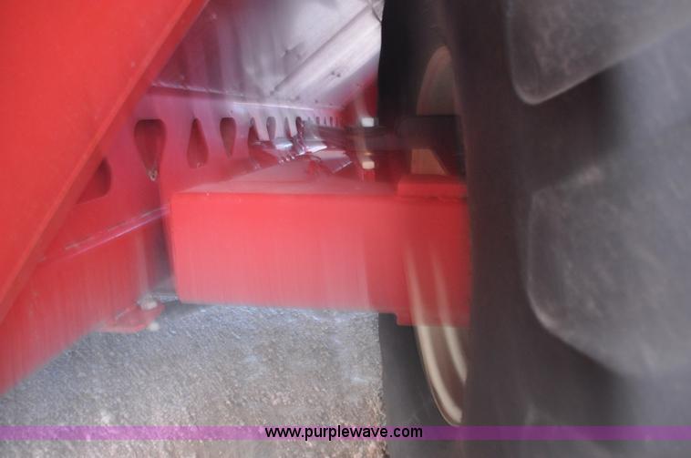 image for item G6132 2008 Brent 1594 grain cart