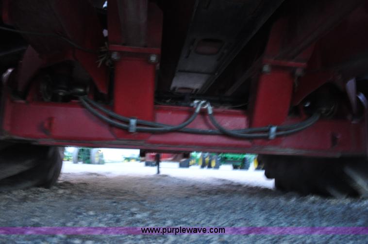 image for item G6132 2008 Brent 1594 grain cart