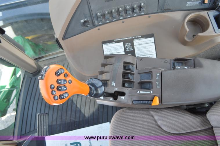 image for item G6133 2009 John Deere 4930 self-propelled sprayer