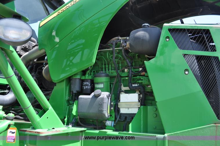 image for item G6133 2009 John Deere 4930 self-propelled sprayer