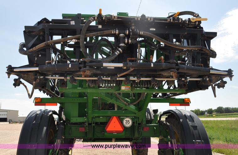 image for item G6133 2009 John Deere 4930 self-propelled sprayer