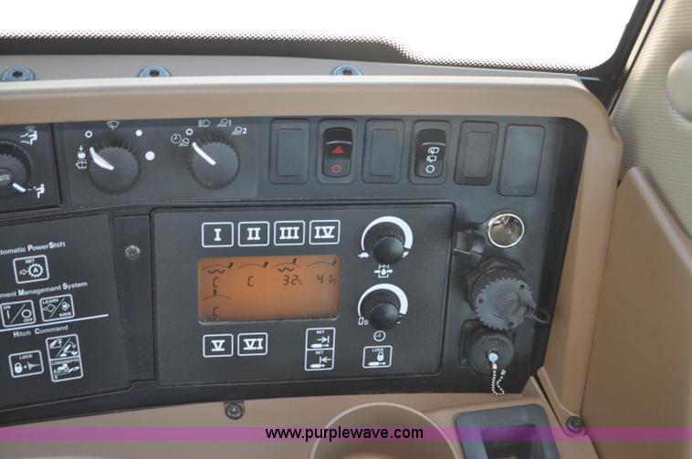 image for item G6134 2011 John Deere 9630 4WD tractor