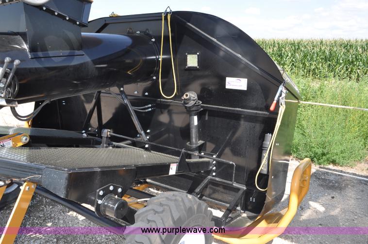 image for item G6135 2010 Koyker 1050 Stor-Mor grain bagger