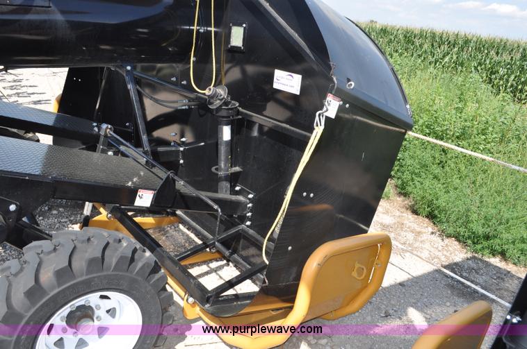 image for item G6135 2010 Koyker 1050 Stor-Mor grain bagger