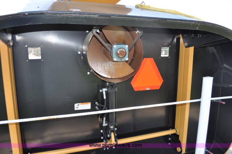 image for item G6135 2010 Koyker 1050 Stor-Mor grain bagger