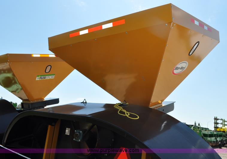 image for item G6135 2010 Koyker 1050 Stor-Mor grain bagger
