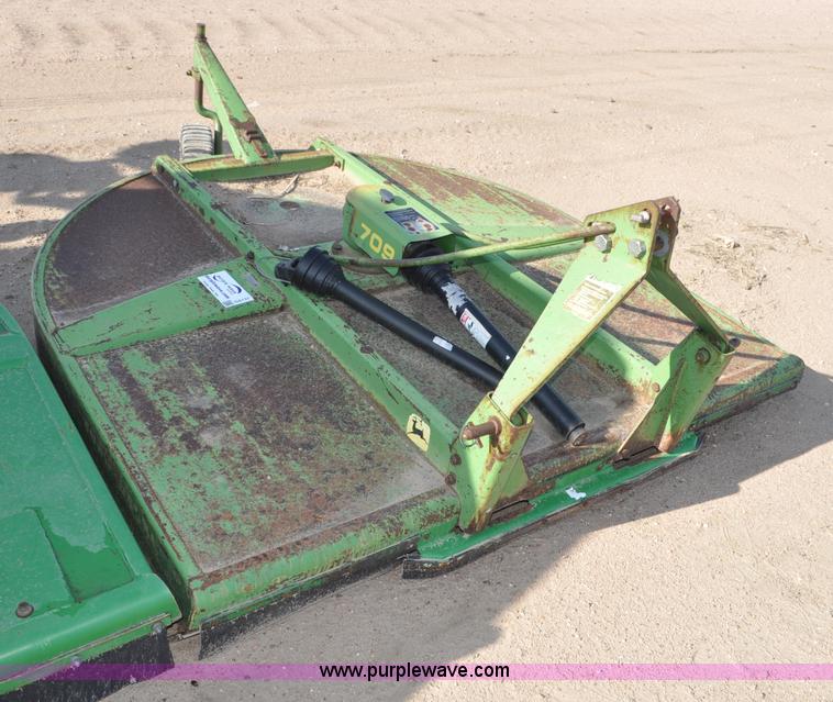image for item G6137 John Deere 709 rotary mower