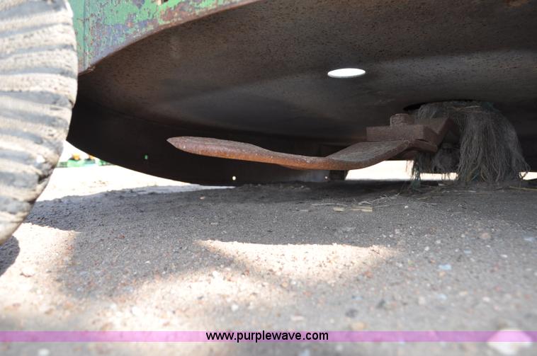 image for item G6137 John Deere 709 rotary mower