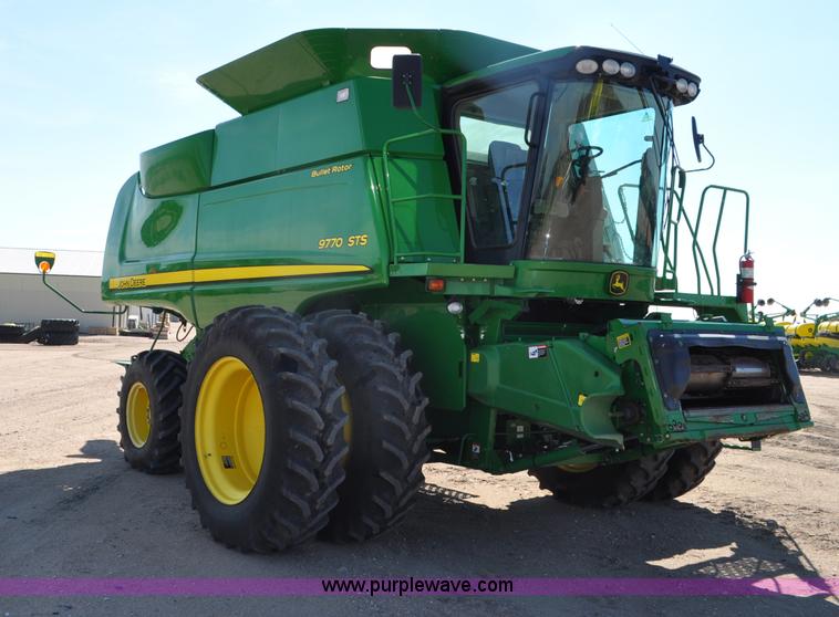 image for item G6138 2009 John Deere 9770 STS 2WD combine