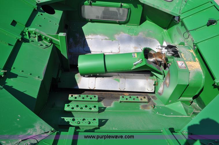 image for item G6138 2009 John Deere 9770 STS 2WD combine