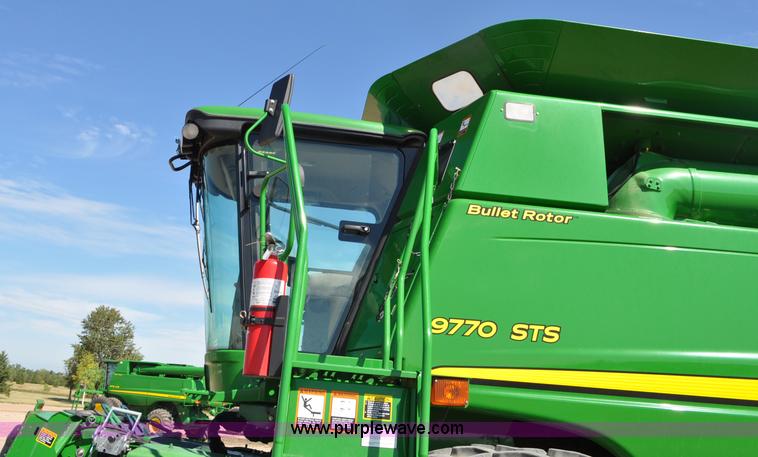 image for item G6138 2009 John Deere 9770 STS 2WD combine