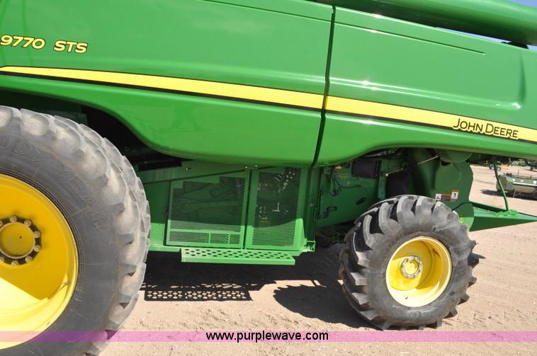 image for item G6138 2009 John Deere 9770 STS 2WD combine
