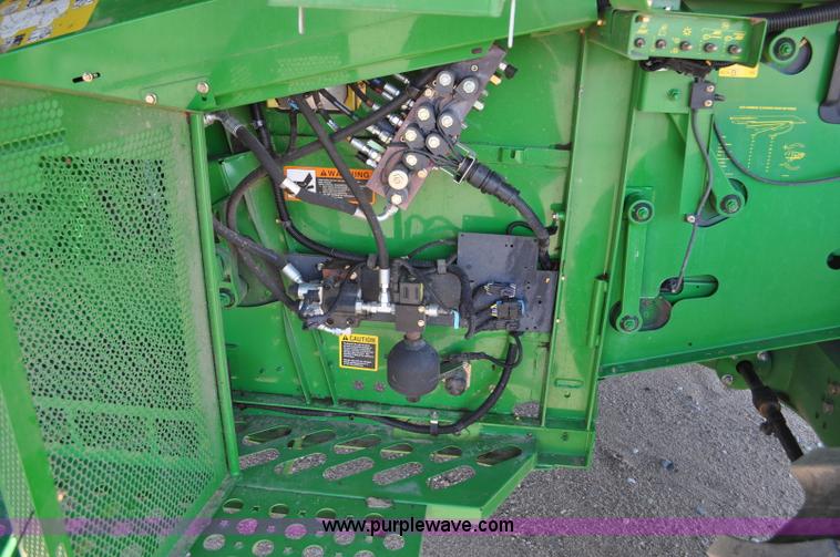 image for item G6138 2009 John Deere 9770 STS 2WD combine