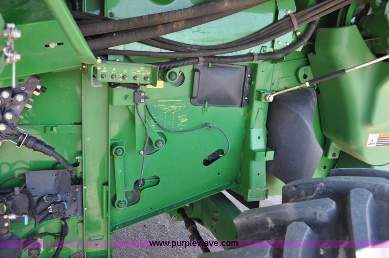 image for item G6138 2009 John Deere 9770 STS 2WD combine