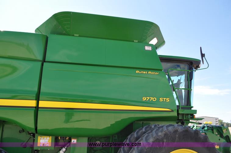 image for item G6138 2009 John Deere 9770 STS 2WD combine