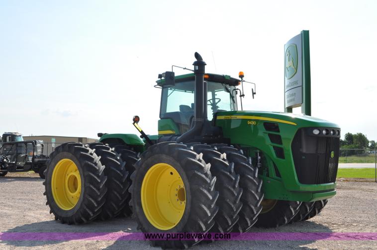 image for item G6139 2010 John Deere 9430 4WD tractor