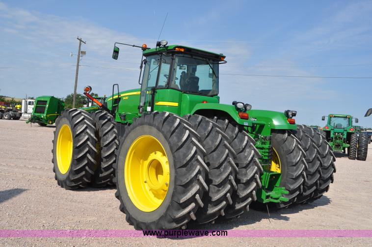 image for item G6139 2010 John Deere 9430 4WD tractor