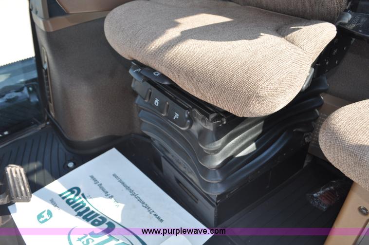 image for item G6139 2010 John Deere 9430 4WD tractor