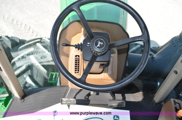 image for item G6139 2010 John Deere 9430 4WD tractor