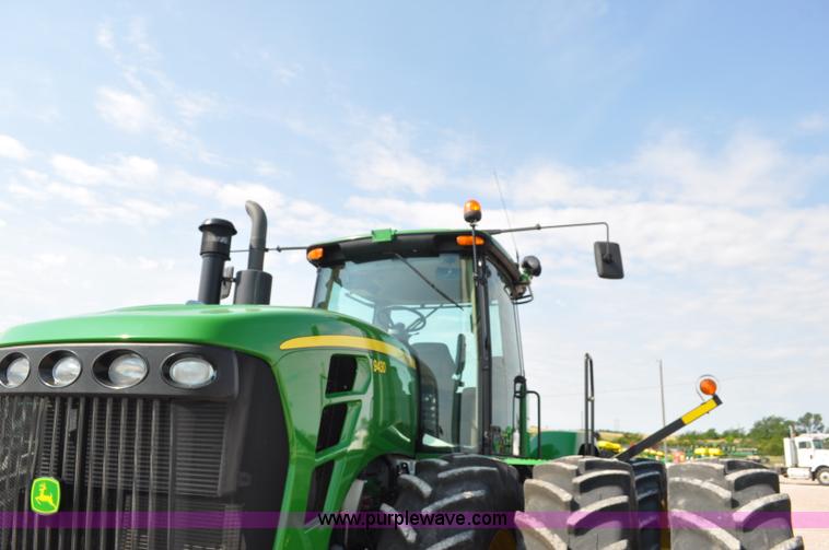 image for item G6139 2010 John Deere 9430 4WD tractor