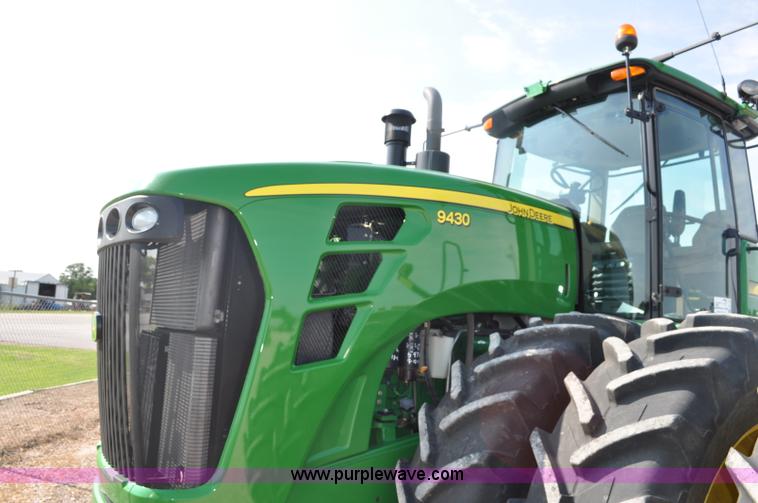 image for item G6139 2010 John Deere 9430 4WD tractor