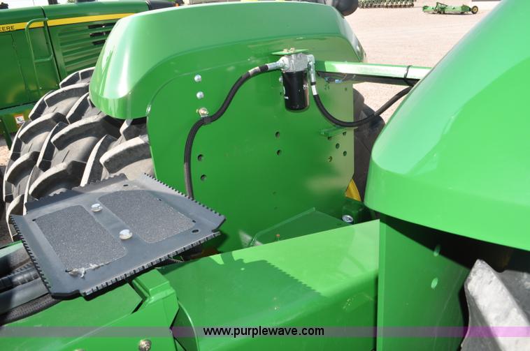 image for item G6139 2010 John Deere 9430 4WD tractor