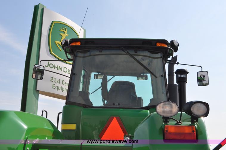 image for item G6139 2010 John Deere 9430 4WD tractor