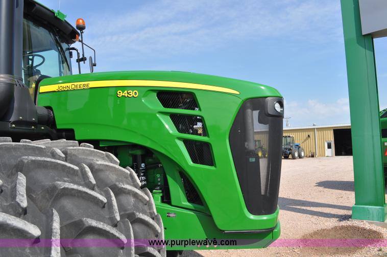image for item G6139 2010 John Deere 9430 4WD tractor