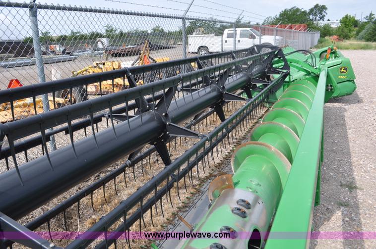 image for item G6140 2010 John Deere 635F HydraFlex head