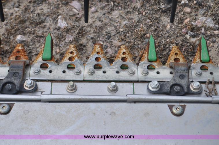 image for item G6140 2010 John Deere 635F HydraFlex head