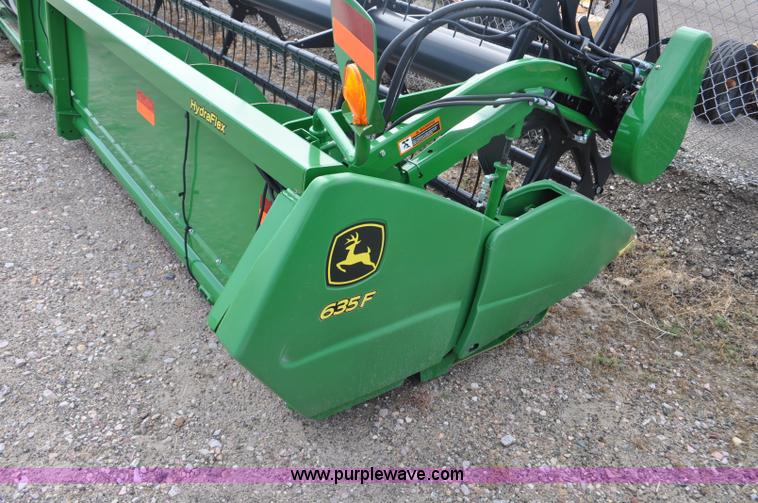 image for item G6140 2010 John Deere 635F HydraFlex head