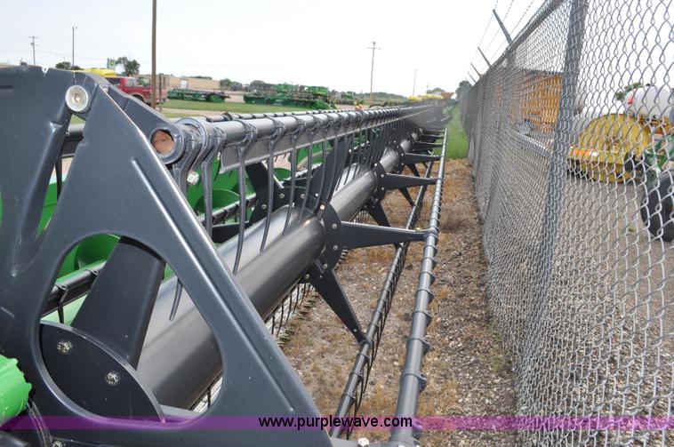 image for item G6140 2010 John Deere 635F HydraFlex head