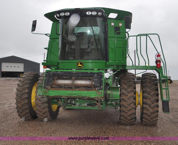 image for item G6141 2009 John Deere 9870 STS 2WD combine