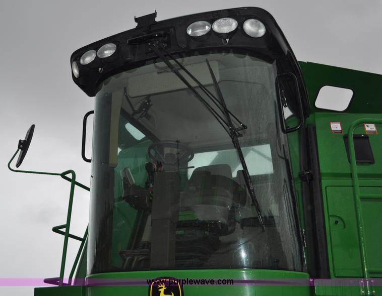 image for item G6141 2009 John Deere 9870 STS 2WD combine