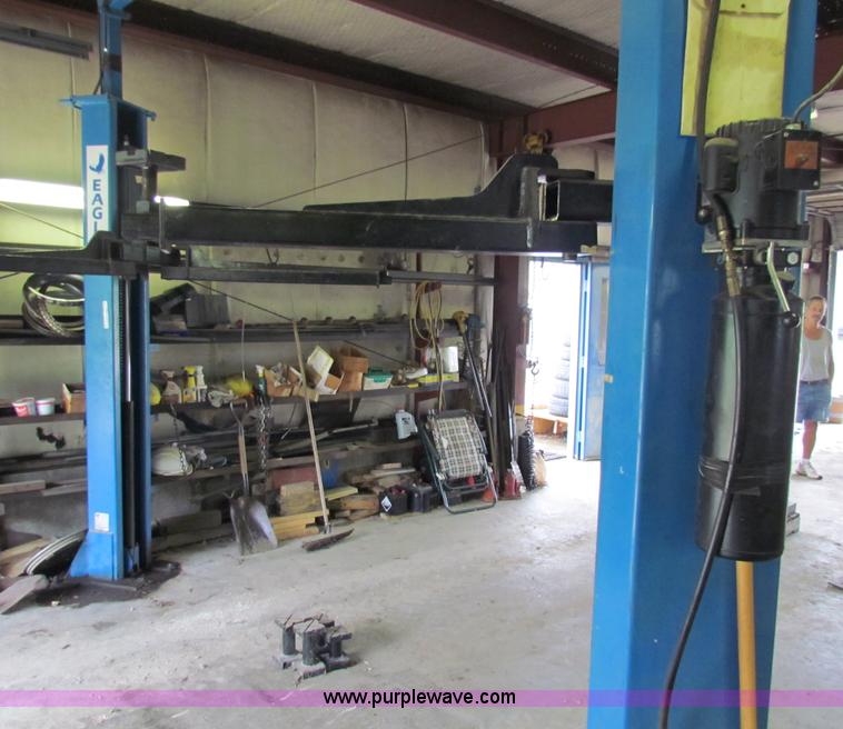 image for item AE9133 Eagle TPD-98 two post automotive lift