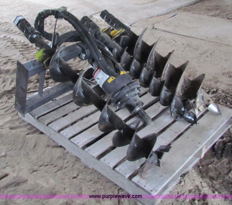 image for item AE9135 2011 New Holland auger