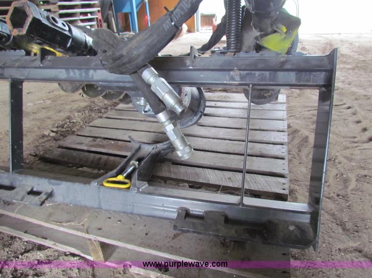 image for item AE9135 2011 New Holland auger