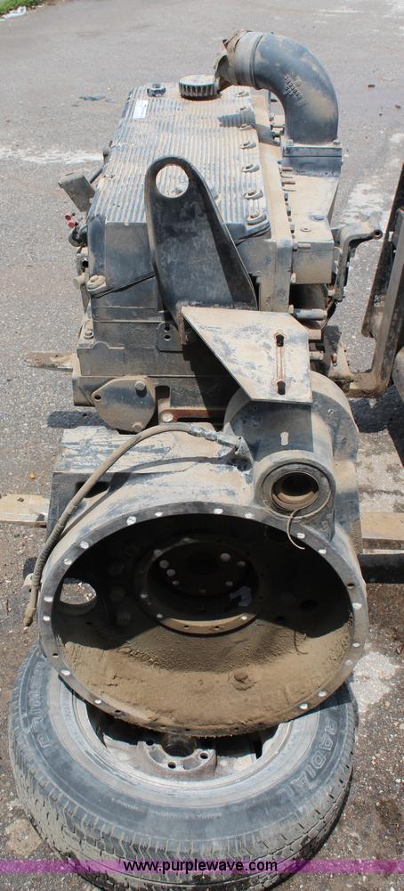 image for item AU9028 Cummins L10-300 diesel engine