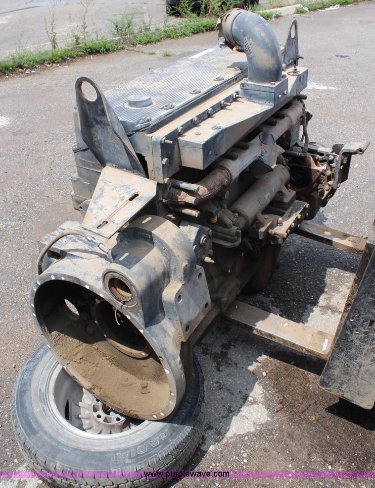 image for item AU9028 Cummins L10-300 diesel engine