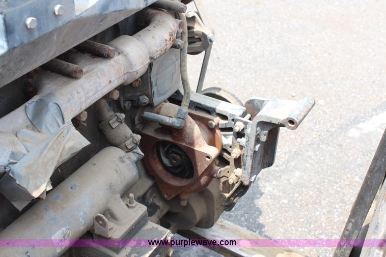 image for item AU9028 Cummins L10-300 diesel engine