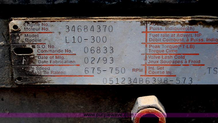 image for item AU9028 Cummins L10-300 diesel engine