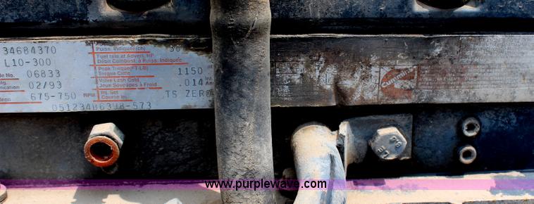 image for item AU9028 Cummins L10-300 diesel engine