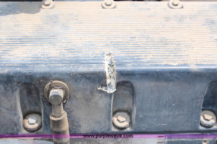 image for item AU9028 Cummins L10-300 diesel engine