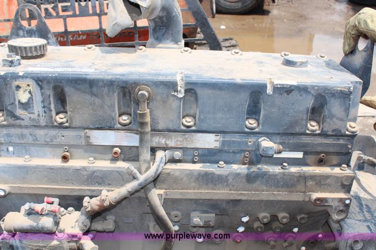 image for item AU9028 Cummins L10-300 diesel engine