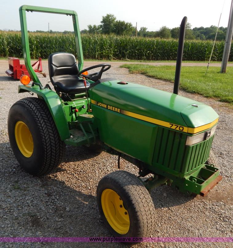 image for item AW9206 John Deere 770 MFWA tractor