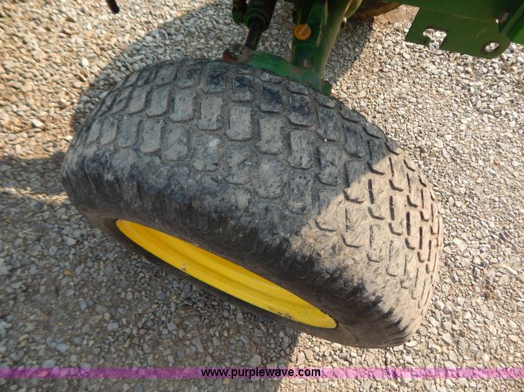 image for item AW9206 John Deere 770 MFWA tractor