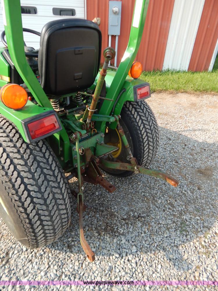 image for item AW9206 John Deere 770 MFWA tractor