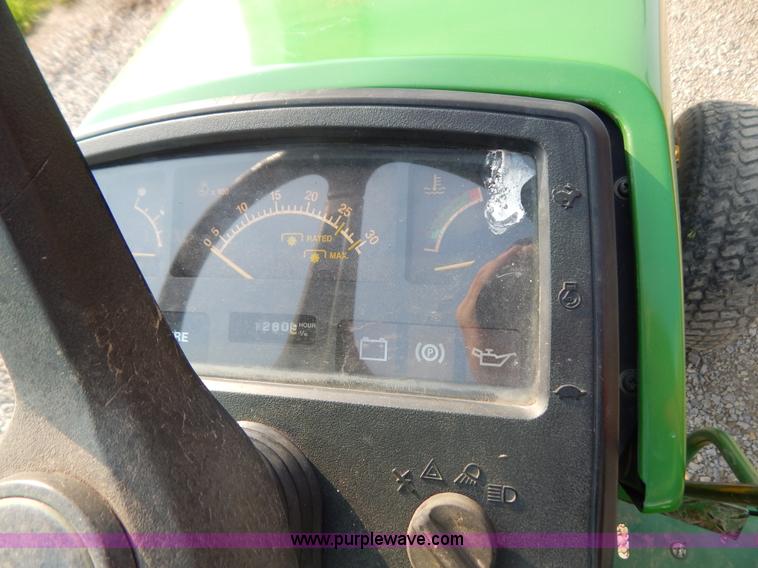 image for item AW9206 John Deere 770 MFWA tractor